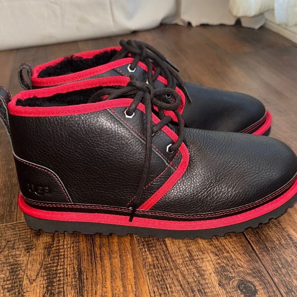 UGG Men's Neumel leather Chukka Boots black and red